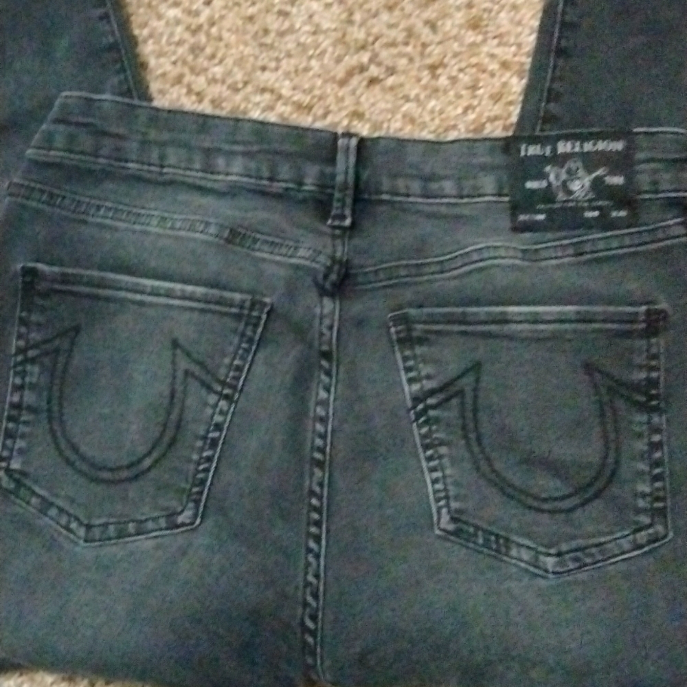 Curvy High-Rise Skinny Jean
